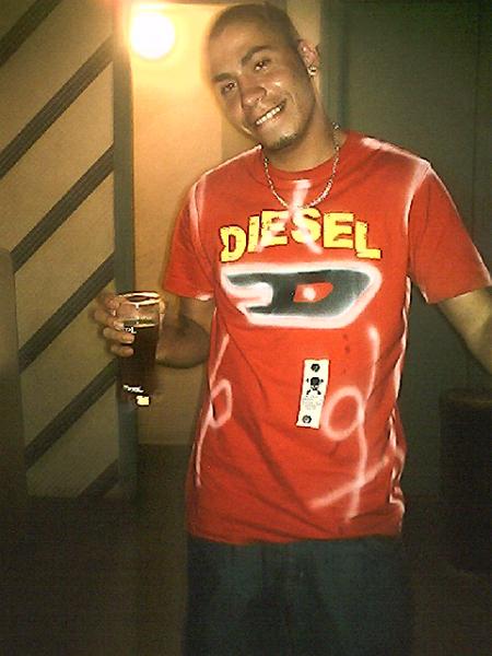 nigaaaaa najibb up in da buildin